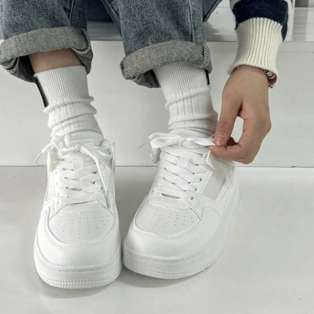 Kvinnors Chic White Platform Sneakers