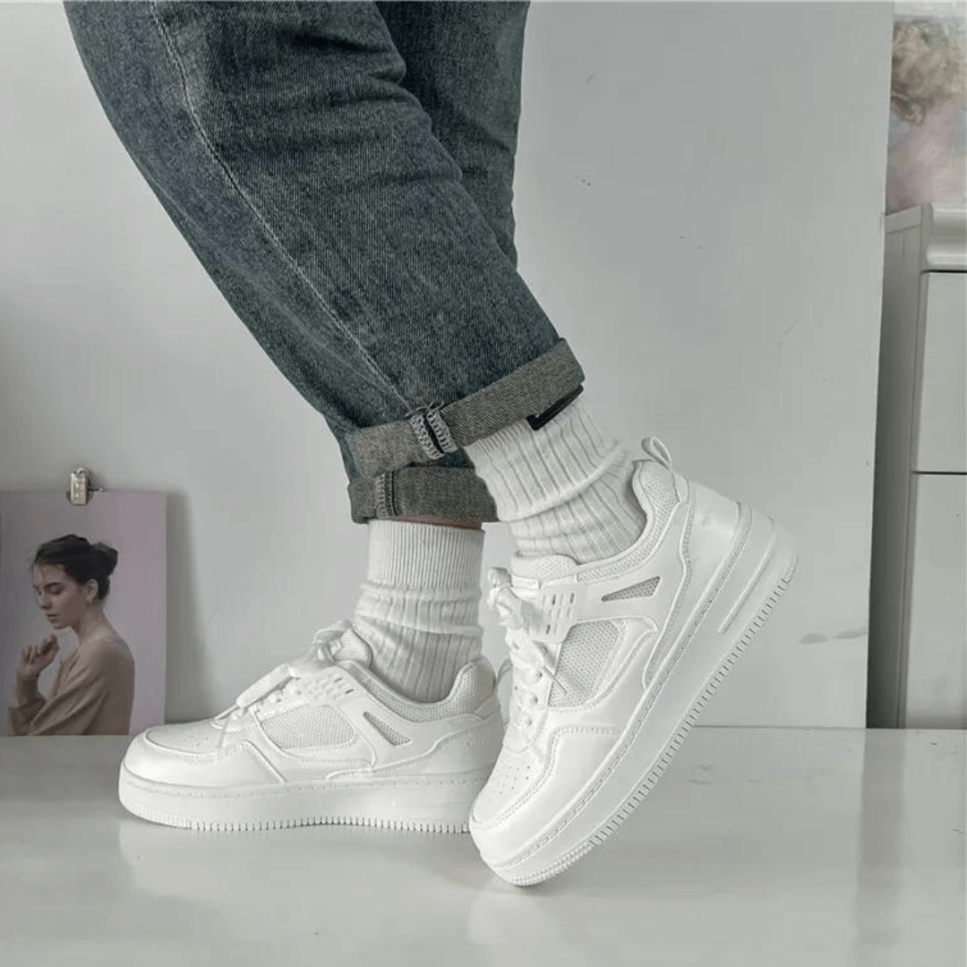 Kvinnors Chic White Platform Sneakers