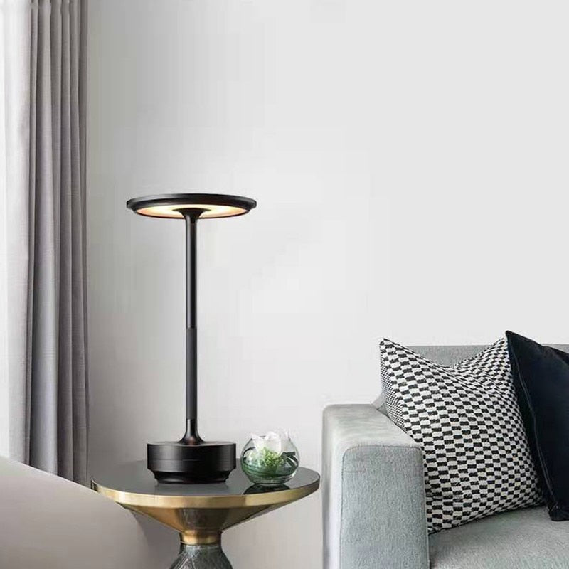 LuxeGlow - Metallic Elegance Lamp