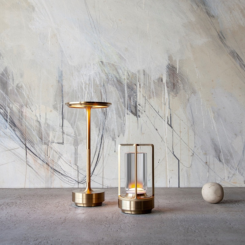 LuxeGlow - Metallic Elegance Lamp